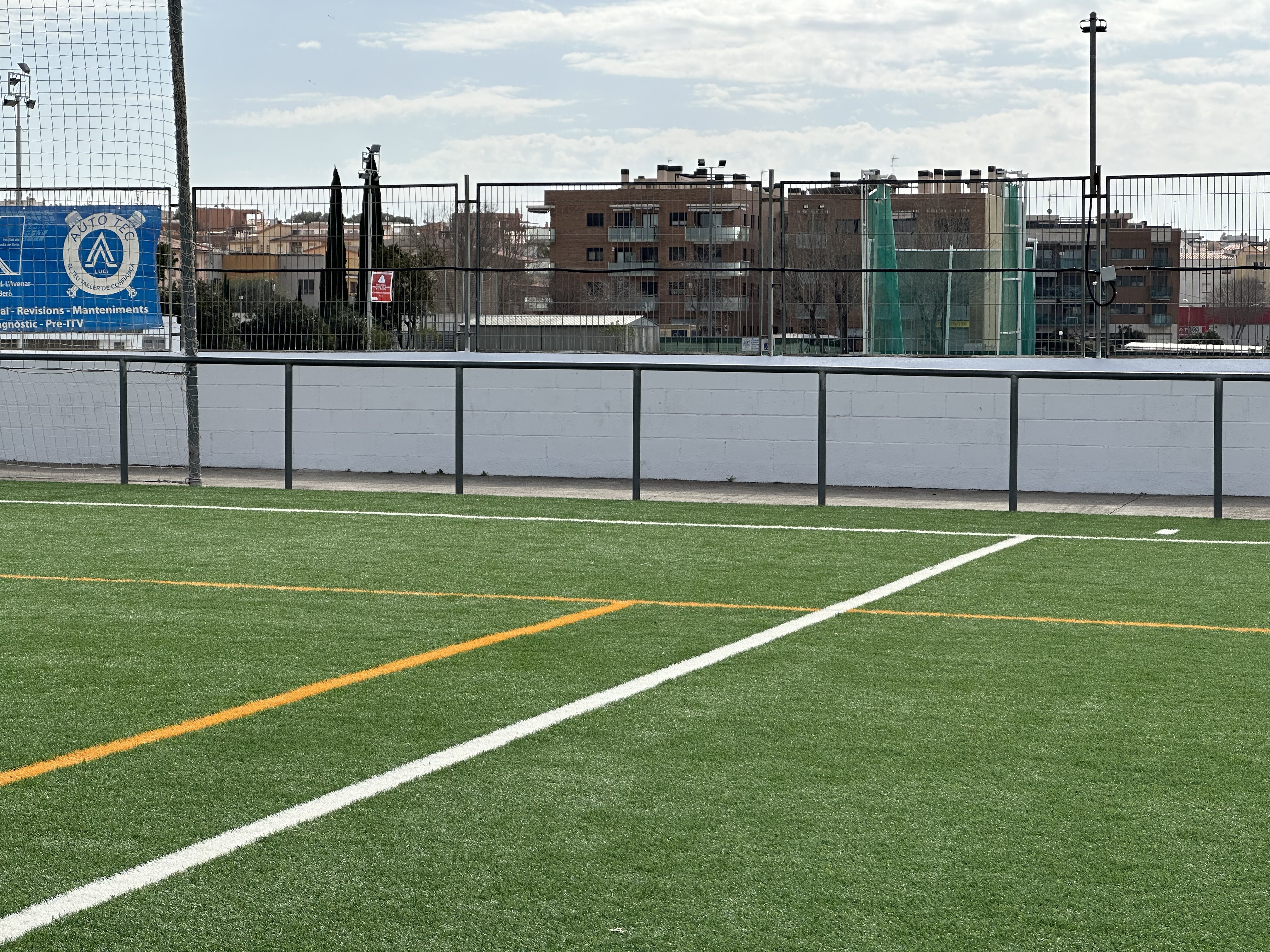 Mur camp de futbol
