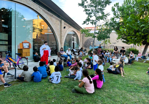 Sessió de contes de la 3a Jornada educativa Mestra Maria Antònia