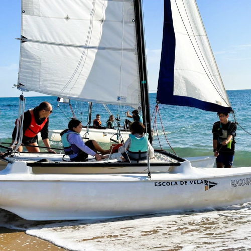 Foto de la sortida en catamarà de la Festa de l'Esport