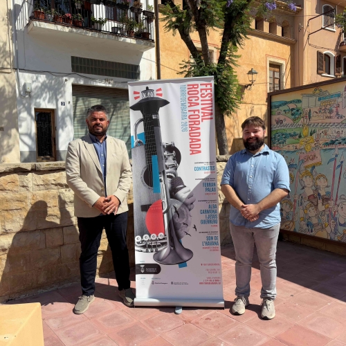 L'alcalde i el regidor de Cultura, a la presentació del Festival Roca Foradada