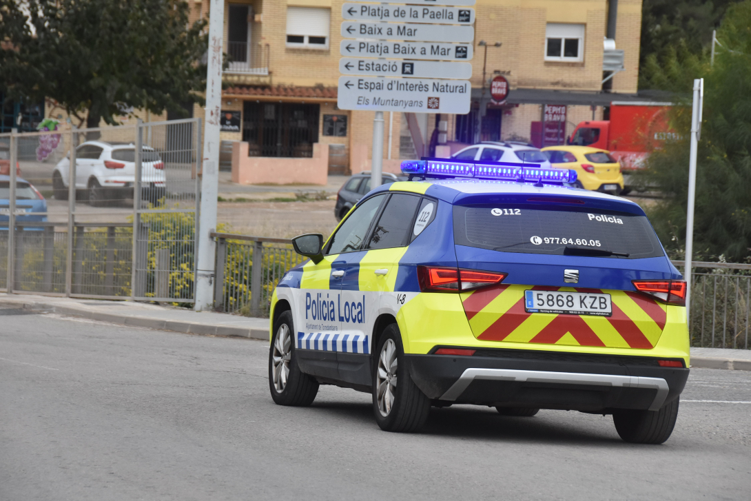 Detingut per un robatori amb força en grau de temptativa al barri dels Munts