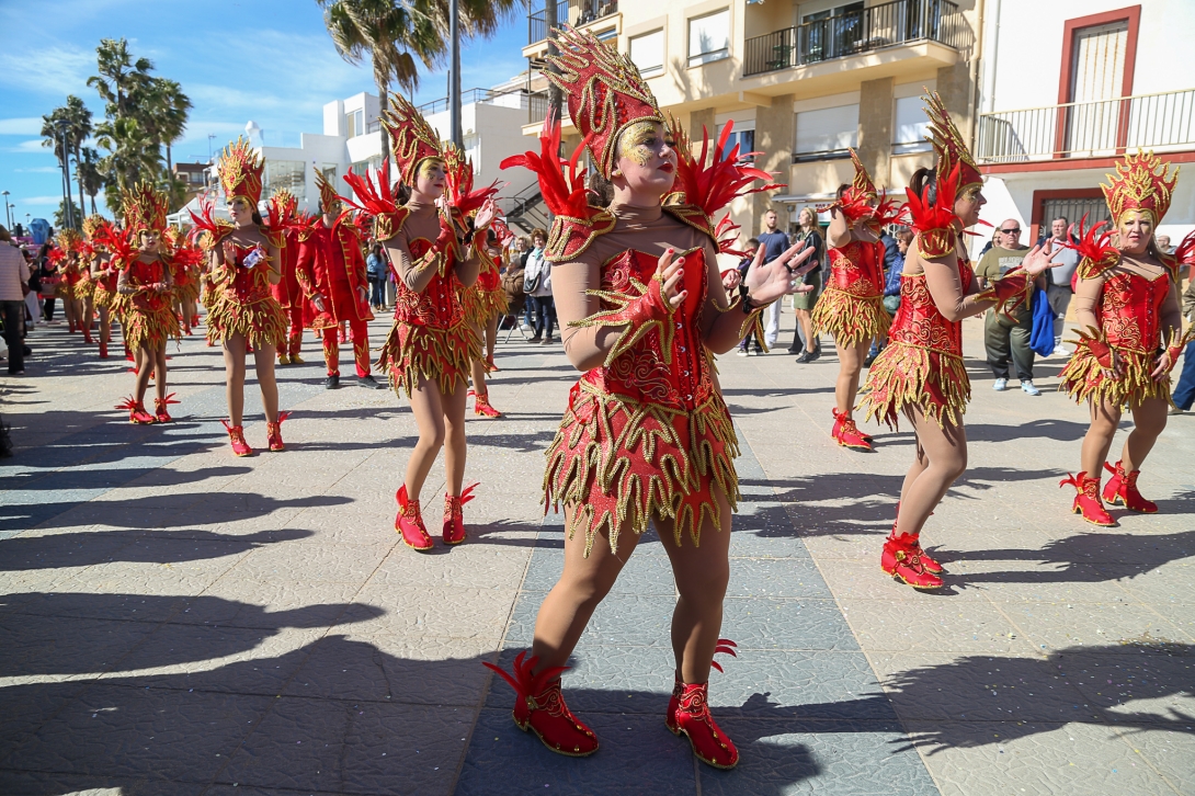 Imatge de la La Cucanya, a la rua de Carnaval de diumenge